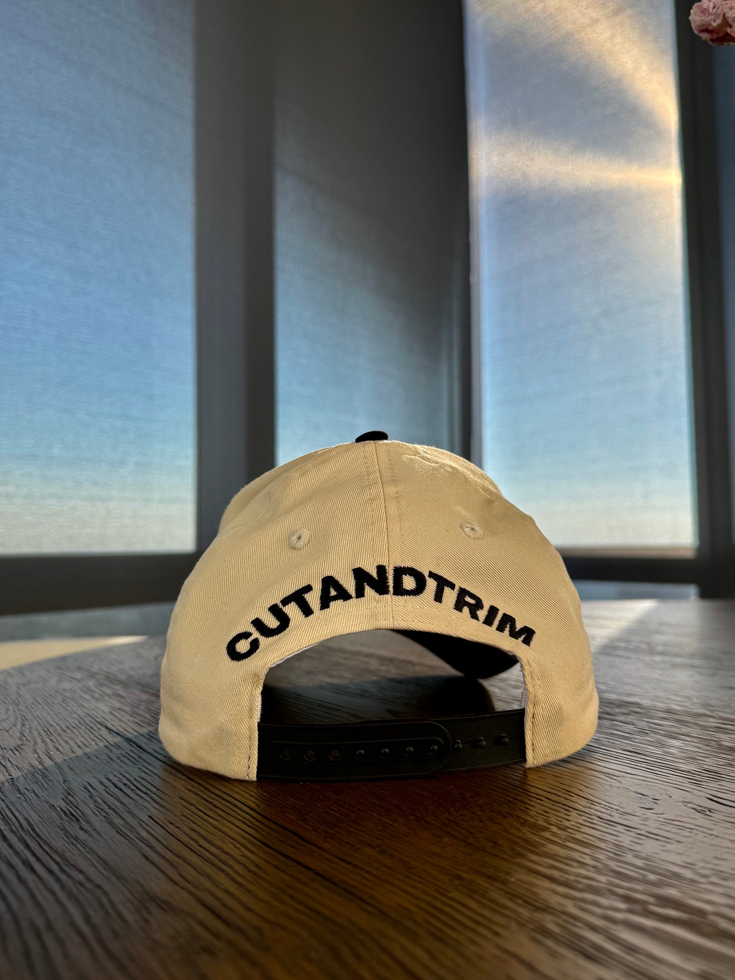 ( BEIGE ) NJ x CUTANDTRIM CAP